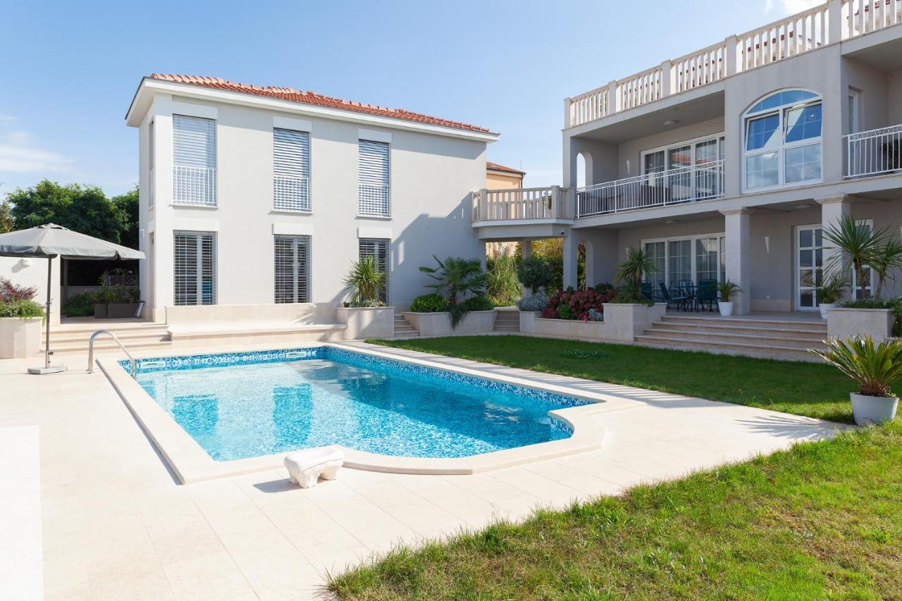 Luxury Apartments Vila Carissa Малинська Екстер'єр фото