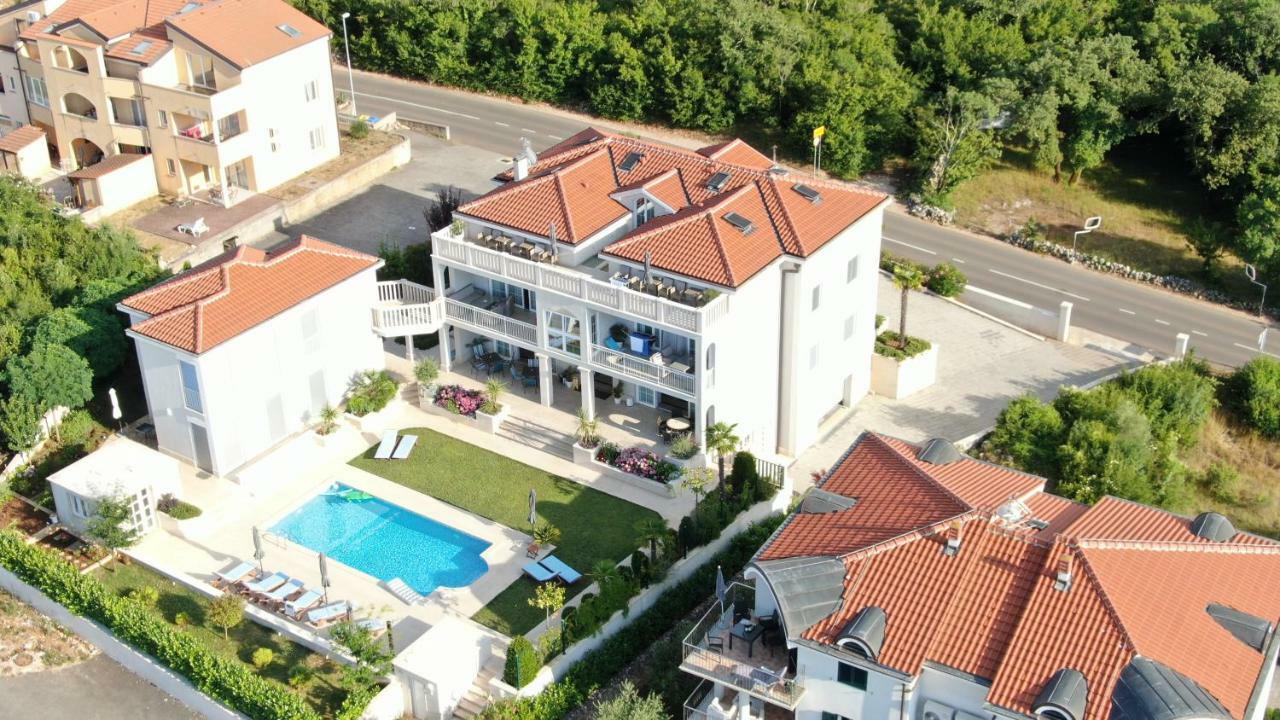 Luxury Apartments Vila Carissa Малинська Екстер'єр фото